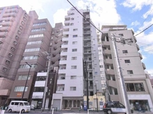 【東京都/新宿区市谷柳町】グリーンパーク市ヶ谷柳町 外観：写真中央