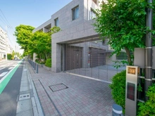 【東京都/新宿区市谷仲之町】パークコート市ヶ谷ノーブルヒルズ 外観