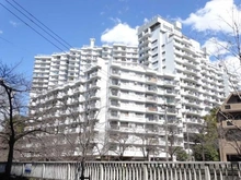 【東京都/品川区上大崎】マンション雅叙苑 4号棟 外観