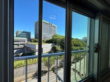 【東京都/新宿区四谷坂町】四谷坂町永谷マンション 眺望：2面サッシ