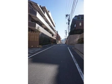 【東京都/新宿区南元町】日神パレステージ信濃町 前面道路