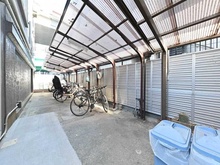 【東京都/世田谷区松原】パラスト明大前 駐輪場