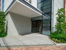 【東京都/新宿区四谷三栄町】シティハウス四谷津の守坂 エントランス