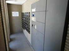 【東京都/新宿区西落合】アールヴェール哲学堂 宅配BOX