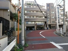 【東京都/新宿区戸山】アートコート早稲田戸山公園 前面道路