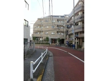 【東京都/新宿区戸山】アートコート早稲田戸山公園 前面道路