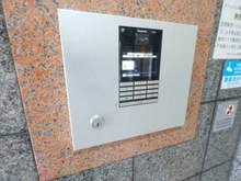 【東京都/新宿区西早稲田】ライオンズマンション西早稲田シティ エントランス：インターフォン