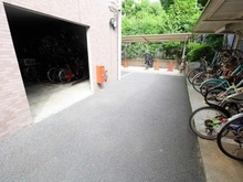 【東京都/新宿区西早稲田】ライオンズマンション西早稲田シティ 駐輪場