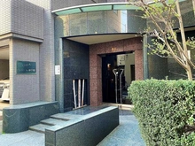 【東京都/新宿区余丁町】クレアール余丁町 エントランス