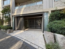 【東京都/新宿区若葉】ザ・パークハウス四谷若葉レジデンス アプローチ