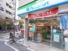 【東京都/新宿区若葉】ザ・パークハウス四谷若葉レジデンス ファミリーマート　四谷若葉店（現地より約60m）