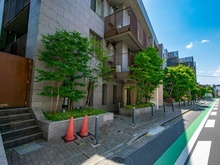 【東京都/新宿区市谷仲之町】パークコート市ヶ谷ノーブルヒルズ 外観