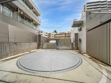 【東京都/北区赤羽西】ザ・パークハウス赤羽フロント 駐車場