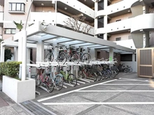 【東京都/板橋区蓮根】グランヴェルジェ蓮根 駐輪場