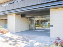 【東京都/北区志茂】ザ・パークハウスオイコス赤羽志茂 サードスクエア エントランス