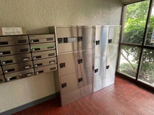 【東京都/板橋区小豆沢】キャニオンマンションあずさわ 宅配BOX