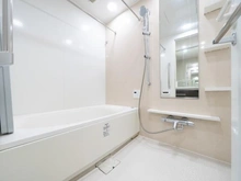 【東京都/北区赤羽南】ザ・パークハウス赤羽イーストウイング 浴室：浴室暖房換気乾燥機付き