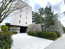 【東京都/北区赤羽南】ローレルコート赤羽 アプローチ