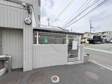 【埼玉県/和光市下新倉】クリオ西高島平壱番館 共用部：ゴミ置き場
