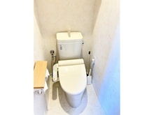 【東京都/葛飾区新小岩】ライオンズマンション新小岩第5 トイレ：※写真内の家具・備品等は販売価格に含まれません。
