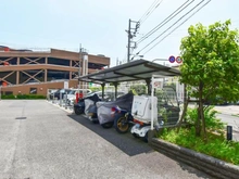 【東京都/北区浮間】レーベンハイム浮間公園ラグパス バイク置場