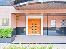 【京都府/京都市下京区西洞院通五条上る】サンクタス西洞院ルーセント エントランス