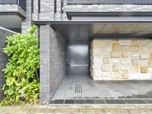 【京都府/京都市左京区聖護院西町】シャリエ聖護院西町 エントランス