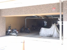 【京都府/京都市右京区西院月双町】パデシオン京都五条 駐輪場・バイク置場