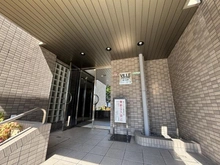 【京都府/京都市下京区篠屋町】ヴィルヌーブ堀川松原 エントランス