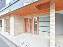 【京都府/京都市下京区河原町通五条下る】ルーシア京都河原町六條院 エントランス