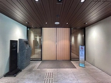 【京都府/京都市左京区下鴨泉川町】J.GRAN THE HONOR 下鴨糺の杜 参道西 寛心の棟 エントランス