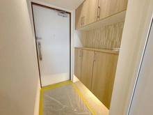 【京都府/京都市下京区下り松町】ユニハイム四条大宮駅前 玄関