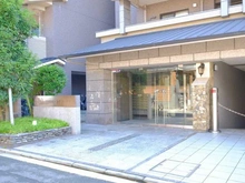 【京都府/京都市上京区大上之町】リソシエラグジェ北野 エントランス