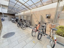 【京都府/京都市中京区西洞院通夷川上る】二条城東グランドハイツ 駐輪場