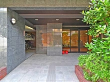 【京都府/京都市伏見区革屋町】グラン・コート伏見桃山大手筋 エントランス