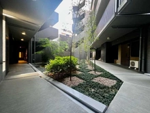 【京都府/京都市山科区竹鼻立原町】シエリア京都山科 敷地内