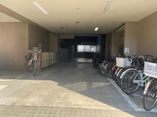 【京都府/京都市下京区荒神町】グラン・シティオ京都四条 駐輪場