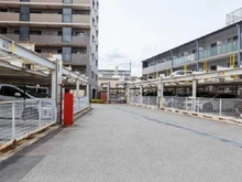 【京都府/京都市右京区梅津神田町】ジオ四条桂川ブライトコア 駐車場