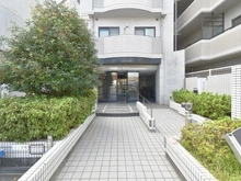 【京都府/京都市伏見区深草綿森町】グラン・ドムール伏見桃山 エントランス