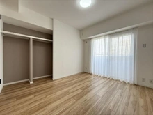 【京都府/京都市伏見区深草綿森町】グラン・ドムール伏見桃山 洋室