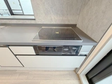 【京都府/京都市中京区毘沙門町】ザ・京都レジデンス御所南 キッチン：IHクッキングヒーター