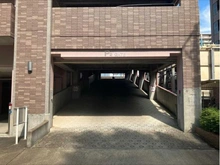 【滋賀県/大津市におの浜】デ・リード大津におの浜レイクサイドタワー 駐車場