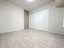 【京都府/京都市中京区堺町通姉小路下る】メロディーハイム堺町 洋室