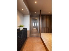 【京都府/京都市中京区東洞院通三条下る】フォルム東洞院三条 玄関