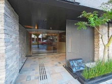 【京都府/京都市左京区下鴨松原町】グラン・シティオ下鴨四季彩館 エントランス