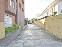 【京都府/京都市左京区下鴨松原町】グラン・シティオ下鴨四季彩館 駐車場