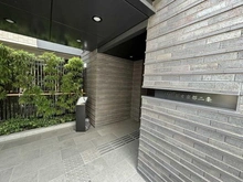 【京都府/京都市中京区壬生朱雀町】ジオ京都二条 エントランス