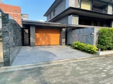 【京都府/京都市上京区寺町通石薬師下る】ザ・京都レジデンス御所東 駐車場：車両出入口