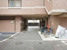 【京都府/京都市上京区四番町】ディオ・フェルティ北野東 駐車場