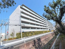 【京都府/京都市下京区西七条東御前田町】シーンズ京都西大路五条パークホームズ 外観